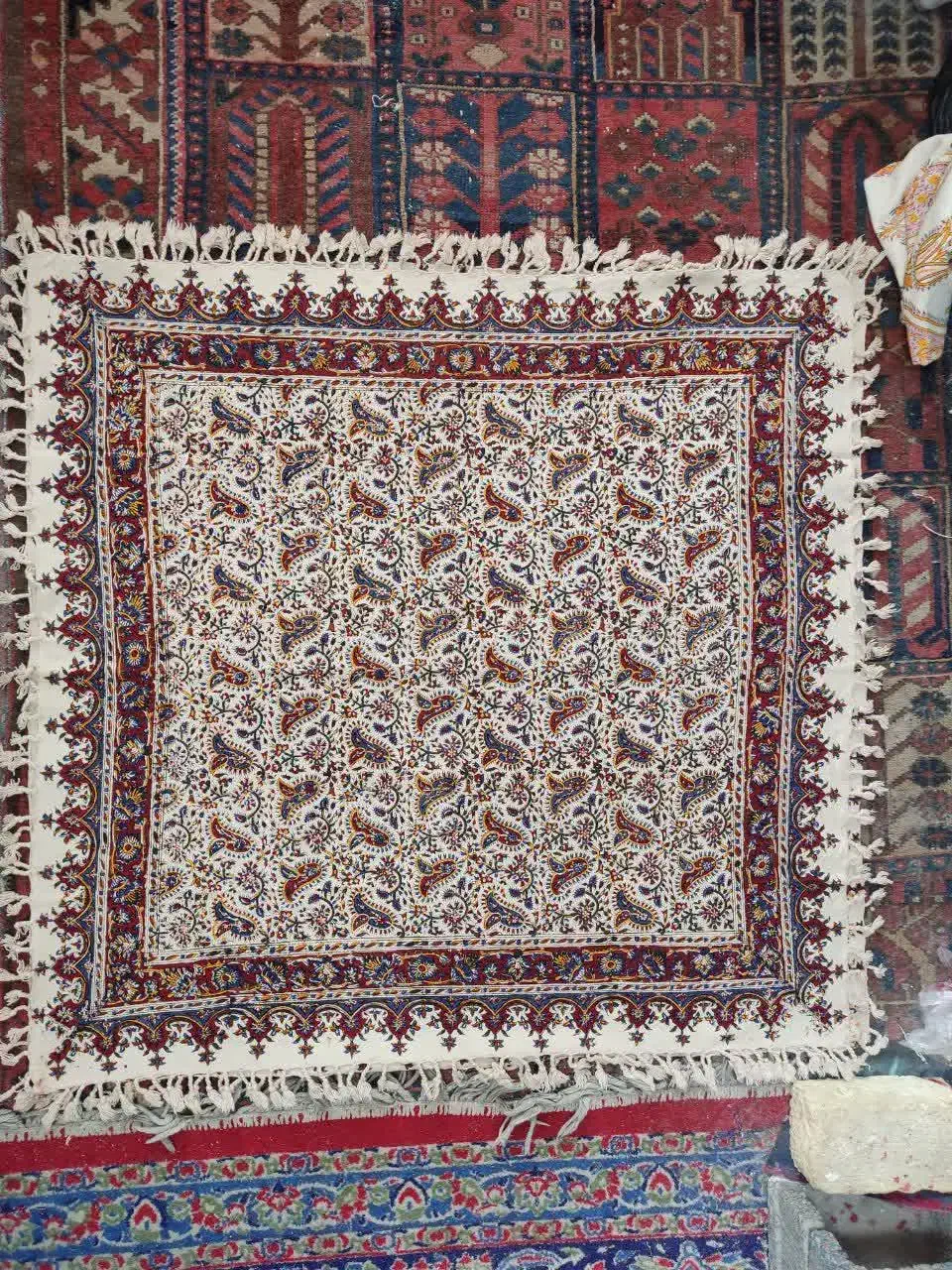 توجه  فروش سفره قلمکاری ((مناسب))|صنایع دستی و سایر لوازم تزئینی|برخوار, |دیوار