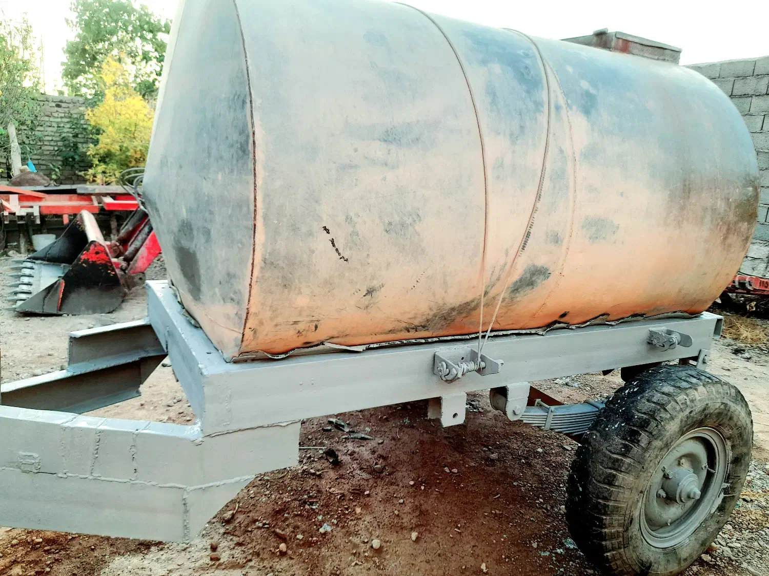 تانکر چرخدار|قطعات یدکی و لوازم جانبی|اسفراین, |دیوار