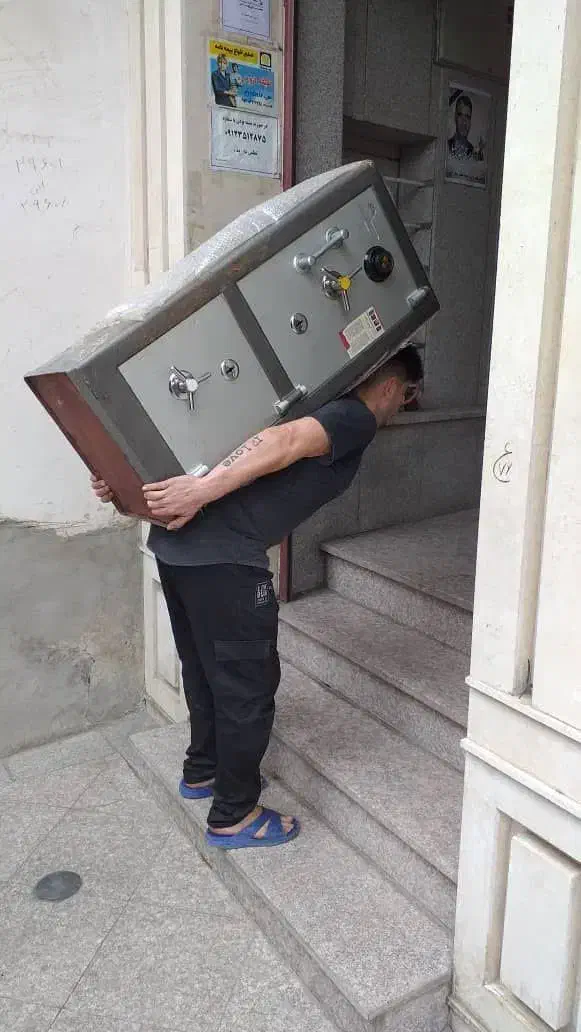 باربری و جابجایی کامیون اتاق بزرگ بارگیری و تخلیه|خدمات حمل و نقل|قم, پردیسان|دیوار