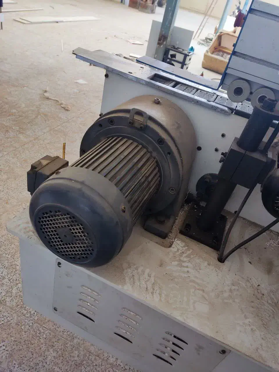 دستگاه لبه چسبان ام دی اف|ماشین‌آلات صنعتی|میبد, |دیوار