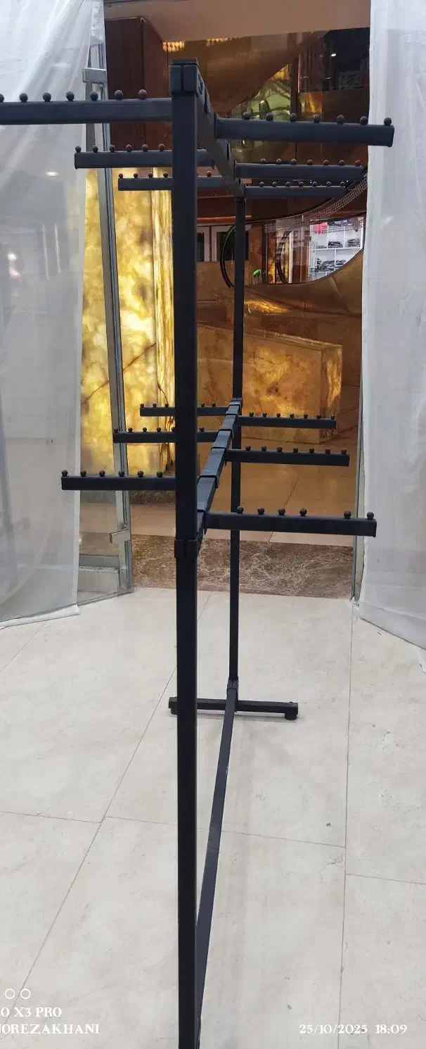 ویترین|حراج|شاهین‌شهر, مخابرات (شهید بهشتی)|دیوار