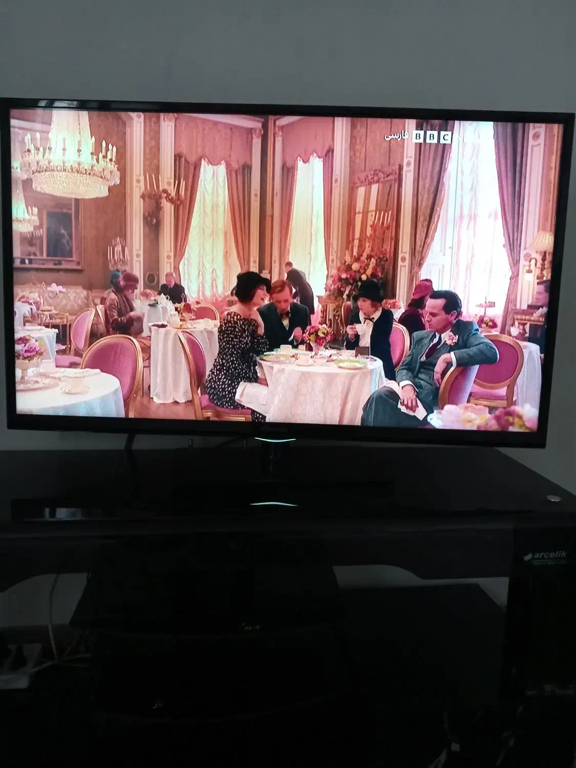 ال ای دی هایسنس 43 اینج|تلویزیون و پروژکتور|نقده, |دیوار