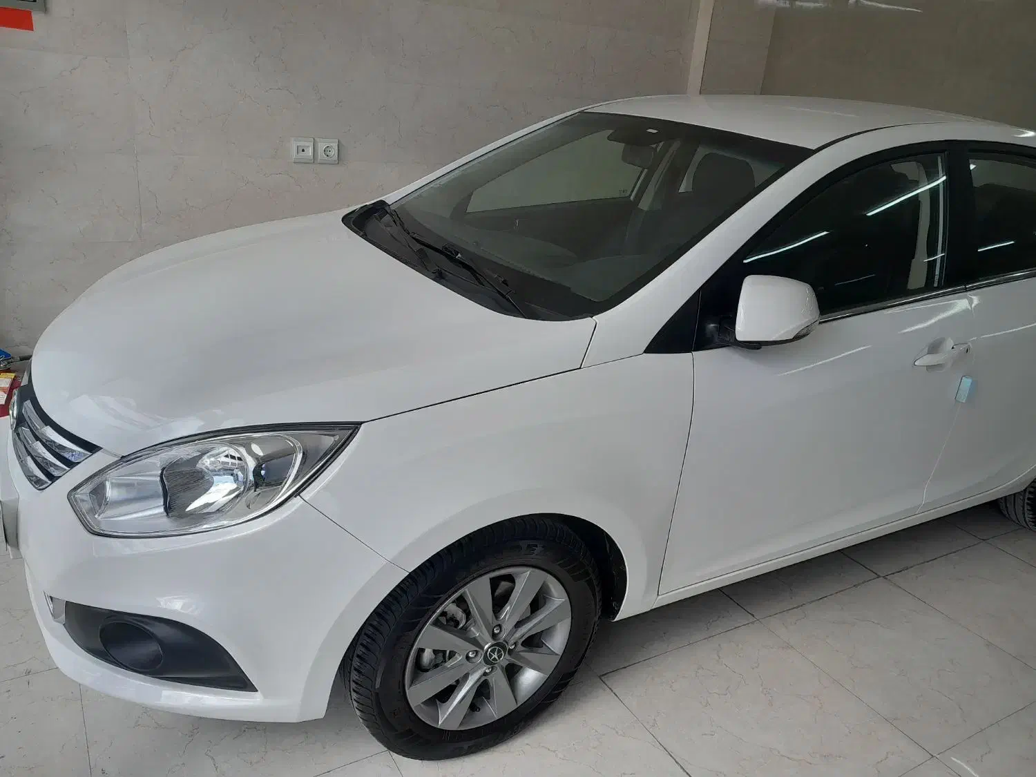 جک J4در حد صفر|خودرو سواری و وانت|اصفهان, بهارستان|دیوار