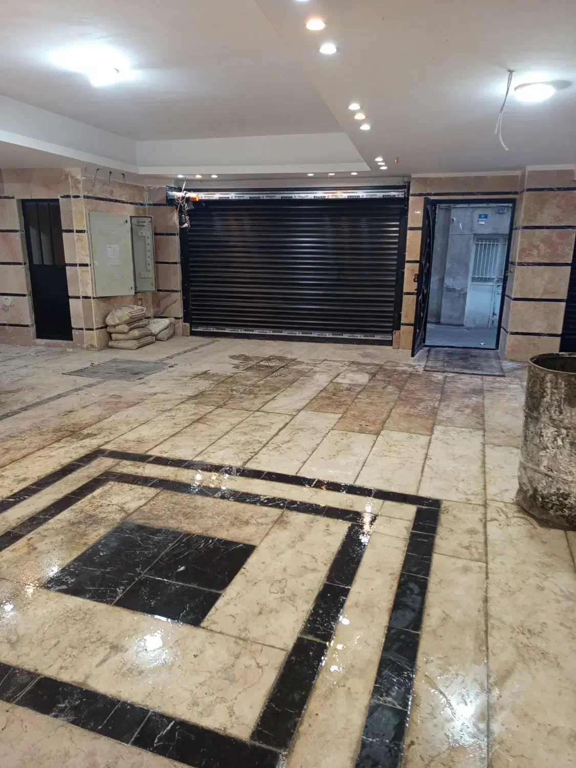 اجاره 90 متری کلید نخورده حق شناس (نه دی)