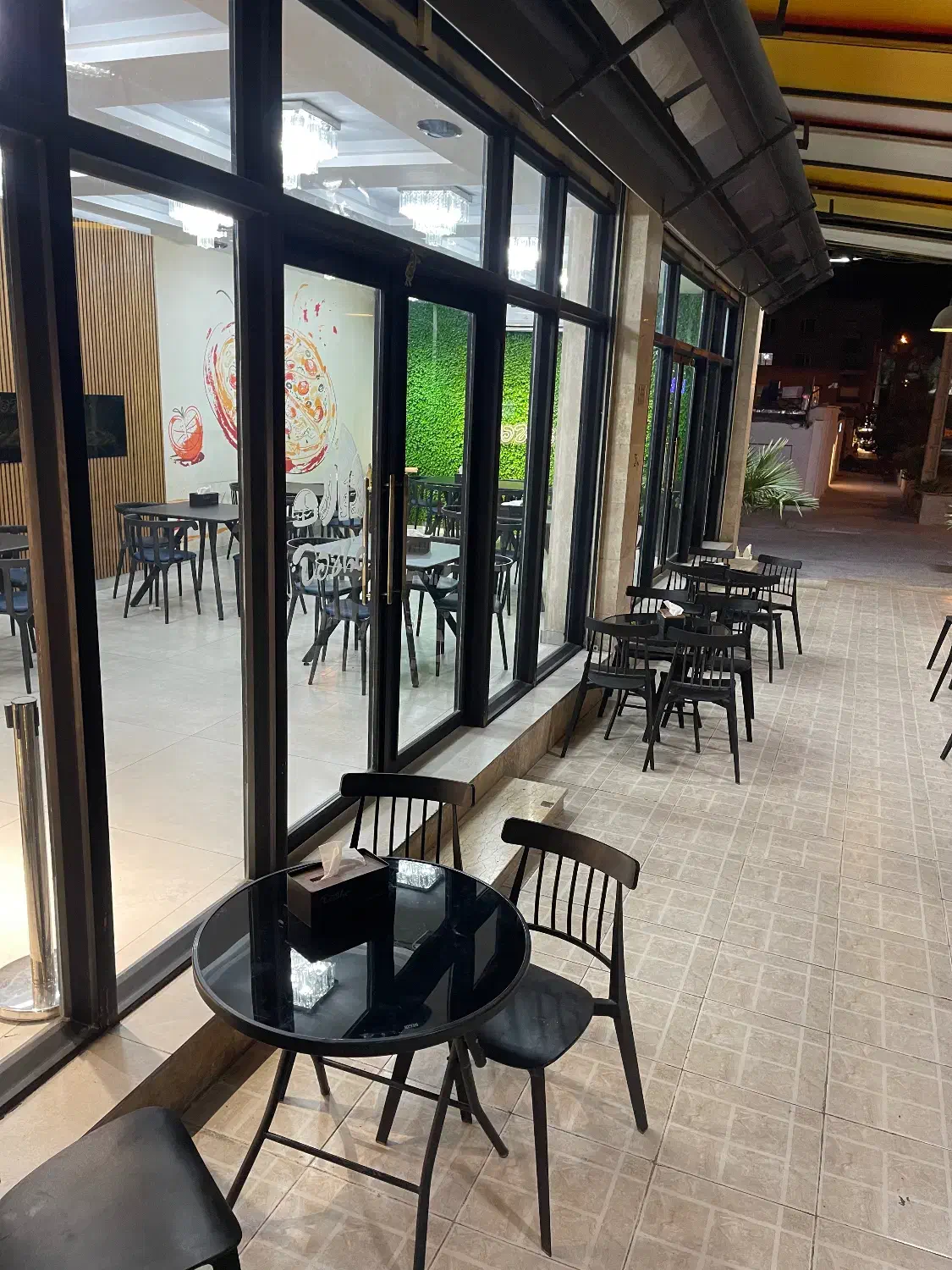 نظافتچی برای فست فود داژو|استخدام خدمات فروشگاه و رستوران|دوگنبدان, |دیوار