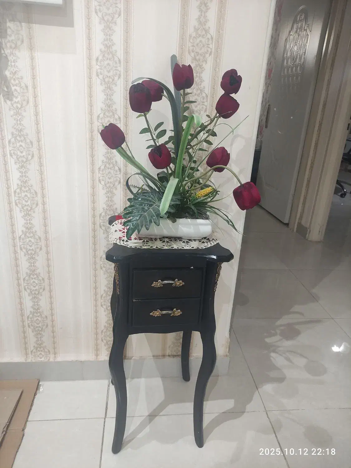 میز تلفن و گلدان|میز تلفن|اراک, |دیوار