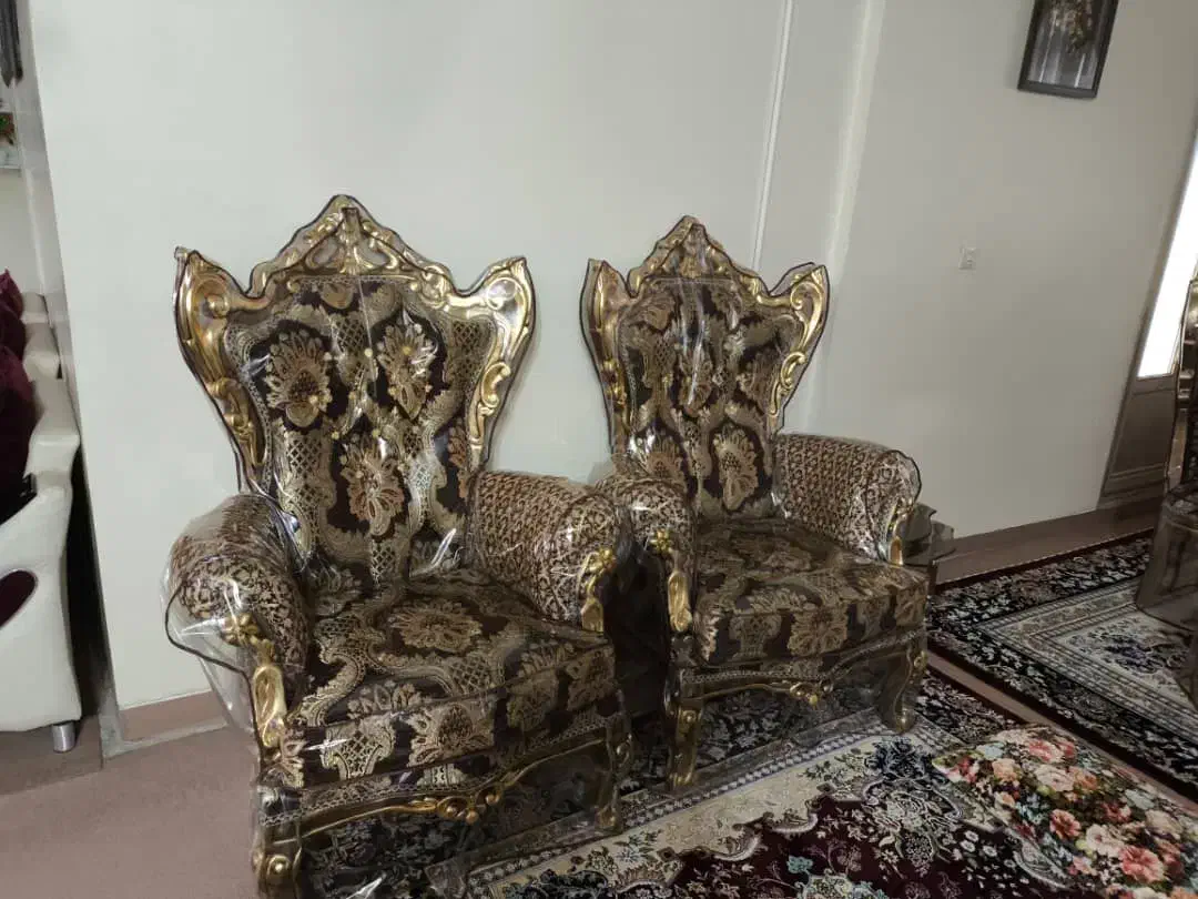 فروش مبل ومیز نهار خوری سلطنتی|مبلمان خانگی و میز عسلی|فولادشهر, فولادشهر|دیوار