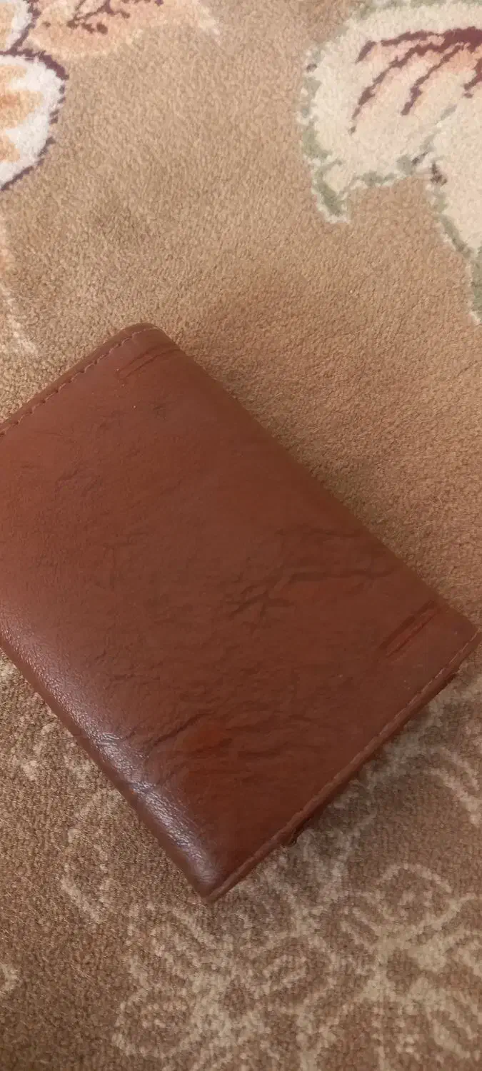 گمشده مدارک  اصغررحیمی|اشیا|فولادشهر, C1|دیوار