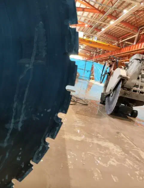 برش بتن با دستگاه کاتر|خدمات پیشه و مهارت|یزد, |دیوار