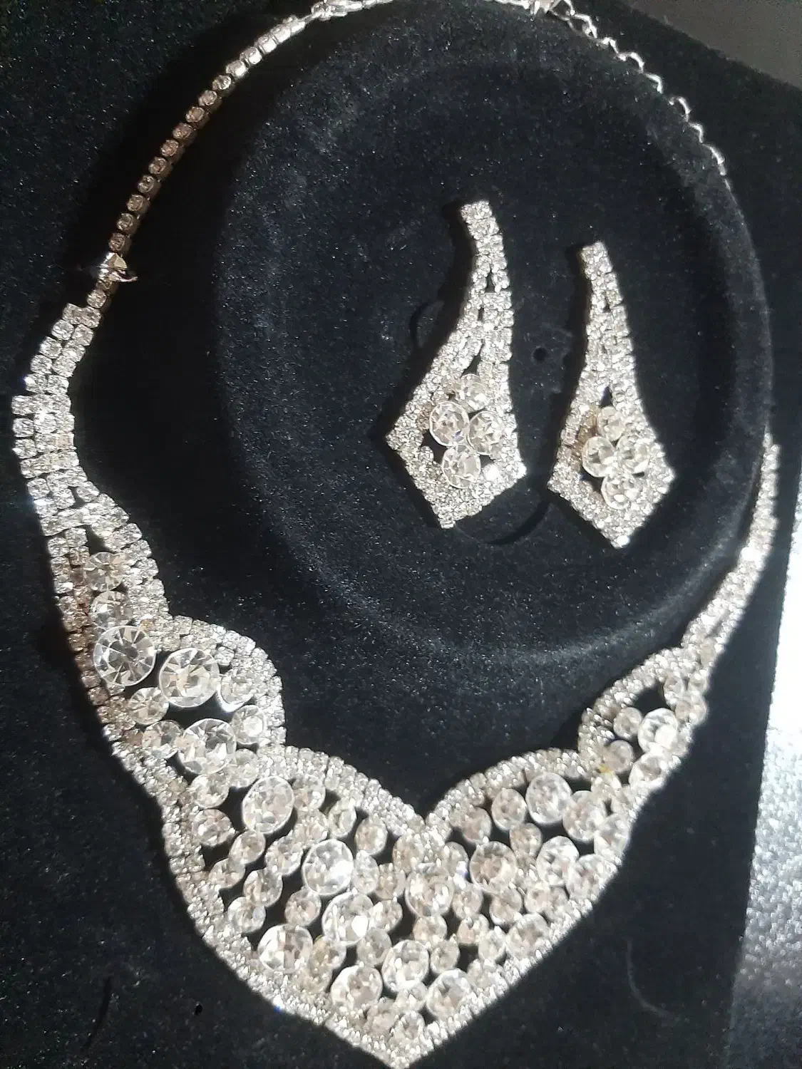 نیم ست طرح جواهر آکبند|بدلیجات|اردبیل, |دیوار