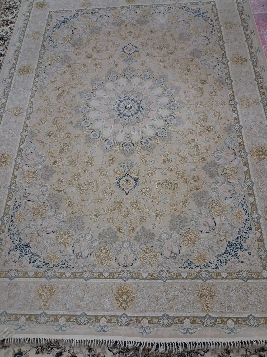 دو تخته فرش ۹ متری|فرش|پاکدشت, حصار امیر|دیوار