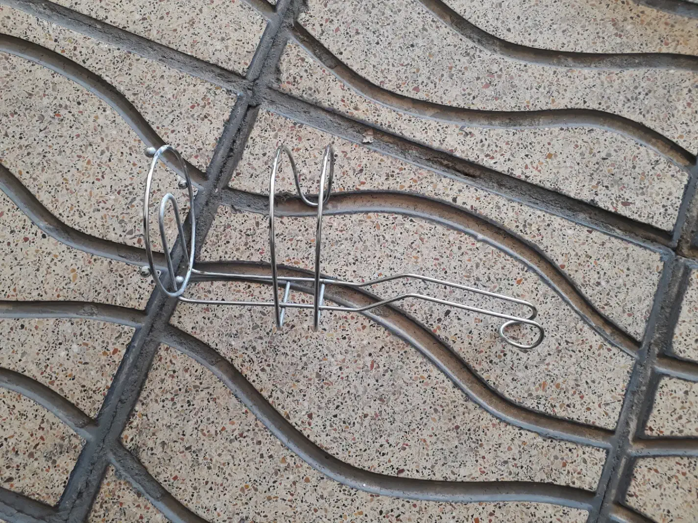 تعدادی وسایل کاربردی منزل|بندرخت و رخت‌آویز|قزوین, |دیوار