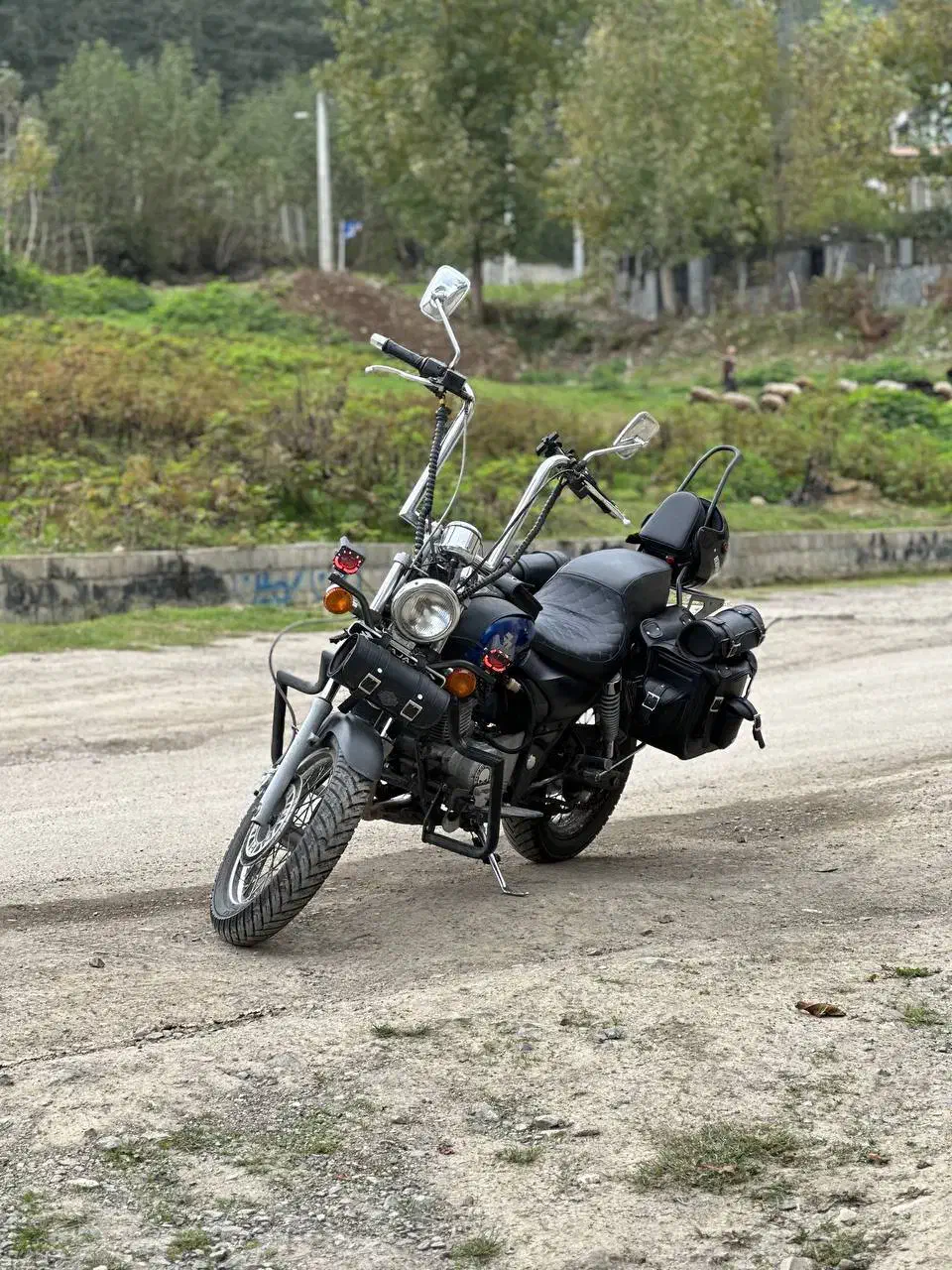 موتور اونجر  کاربرات ۲۲۰ مدل ۹۴ کاستوم شده|موتورسیکلت|تهران, بهارستان|دیوار