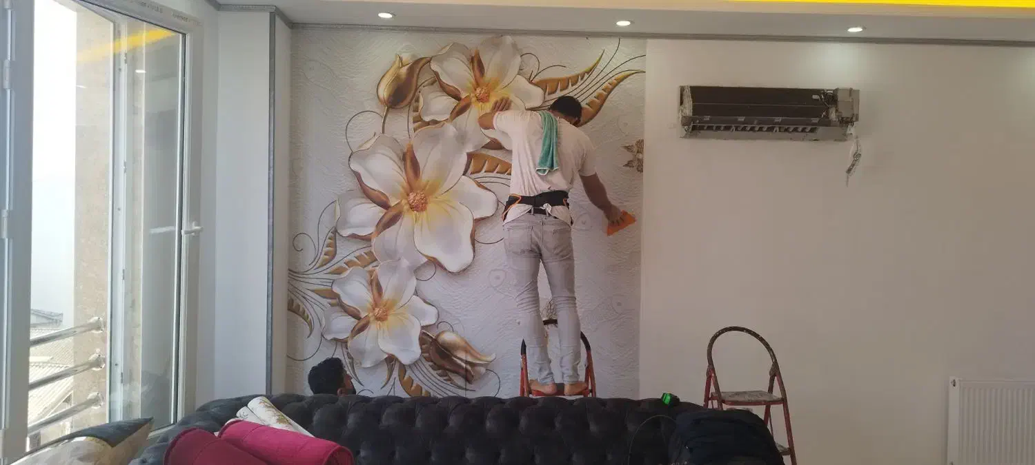 نیازمند یک نیروی جوان جهت همکاری نصب کاغذ دیواری|استخدام صنعتی، فنی، مهندسی|رشت, دیلمان|دیوار