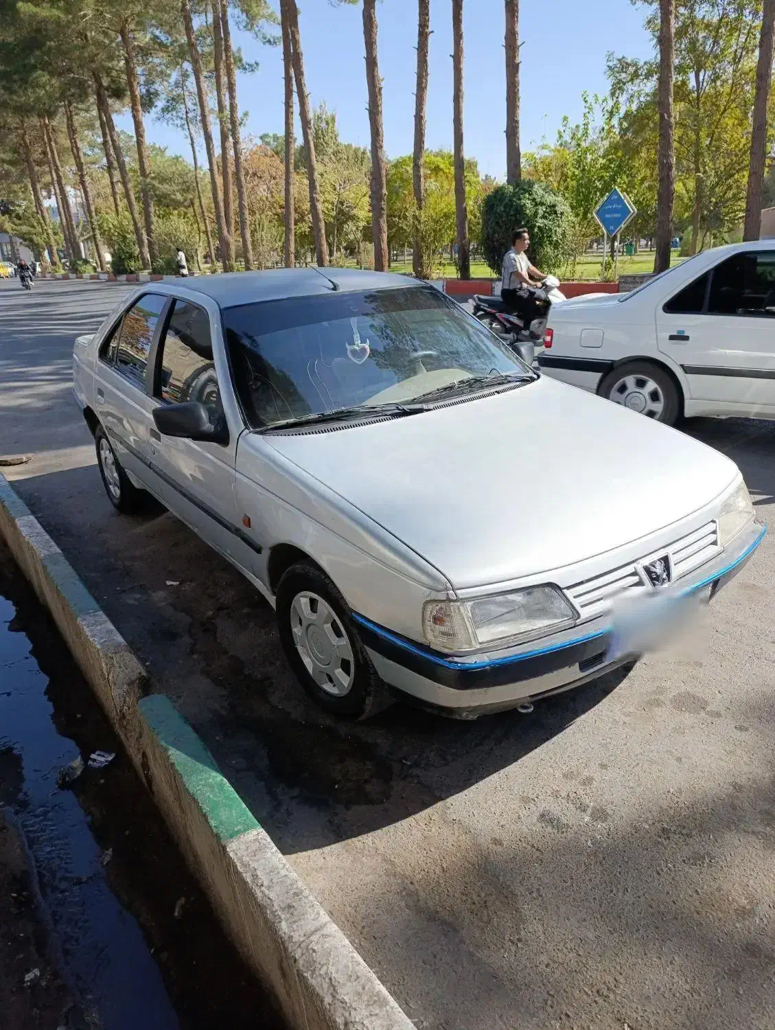 پژو405|خودرو سواری و وانت|سبزوار, باهنر|دیوار