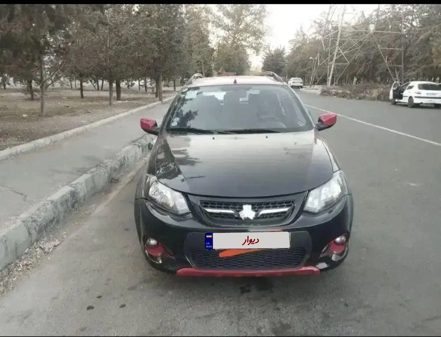 کوئیک آر قرمز مشکی فوق‌العاده تمیز با کارکرد پایین|خودرو سواری و وانت|اندیشه, اندیشه فاز ۱|دیوار