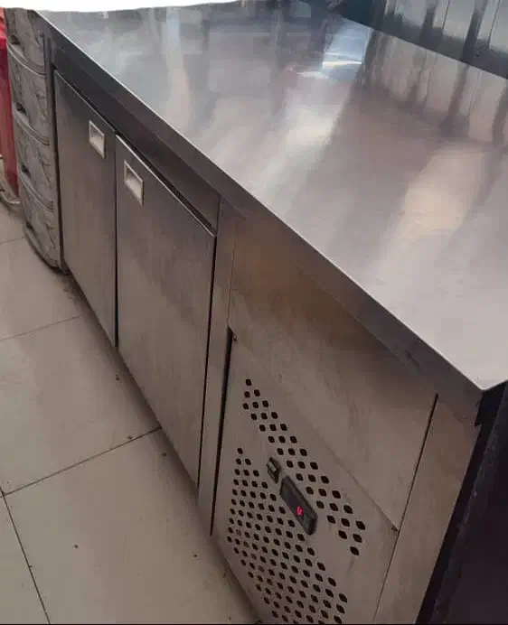 یخچال خوابیده و میزکار|فروشگاه و مغازه|بیرجند, |دیوار