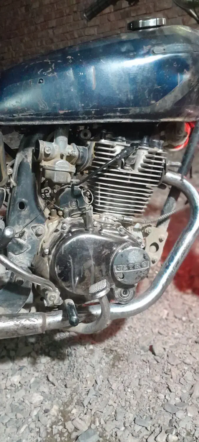 هندا ۲۰۰دنده برعکس چرخشی|موتورسیکلت|سراوان, |دیوار