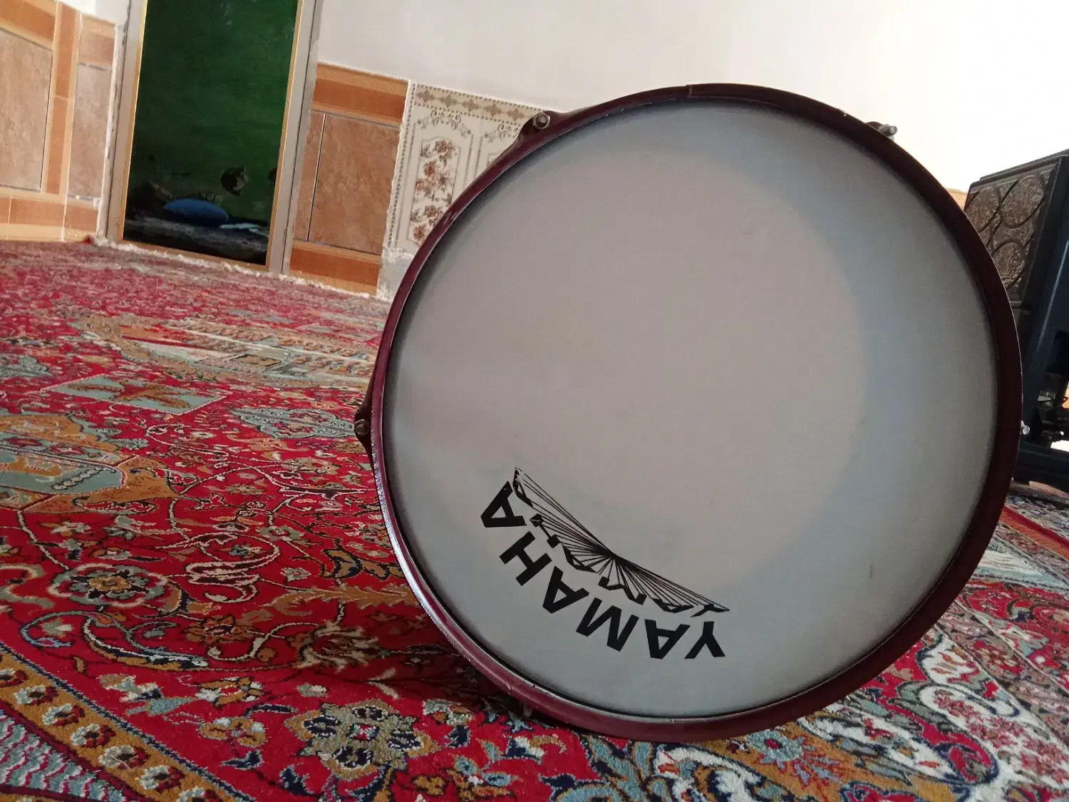 تبل|درام و پرکاشن|لردگان, |دیوار