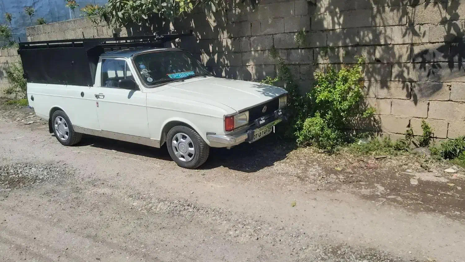 فروش پیکان وانت کاربراتوری دوگانه مدل ۱۳۷۸ سالم|خودرو سواری و وانت|صومعه‌سرا, |دیوار