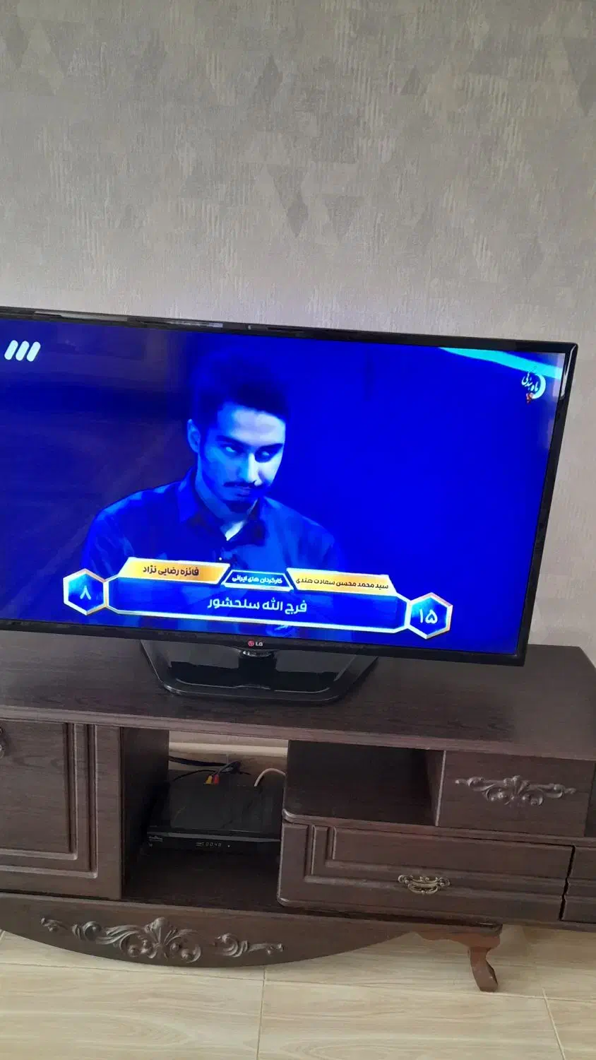 LED42|تلویزیون و پروژکتور|میاندوآب, |دیوار