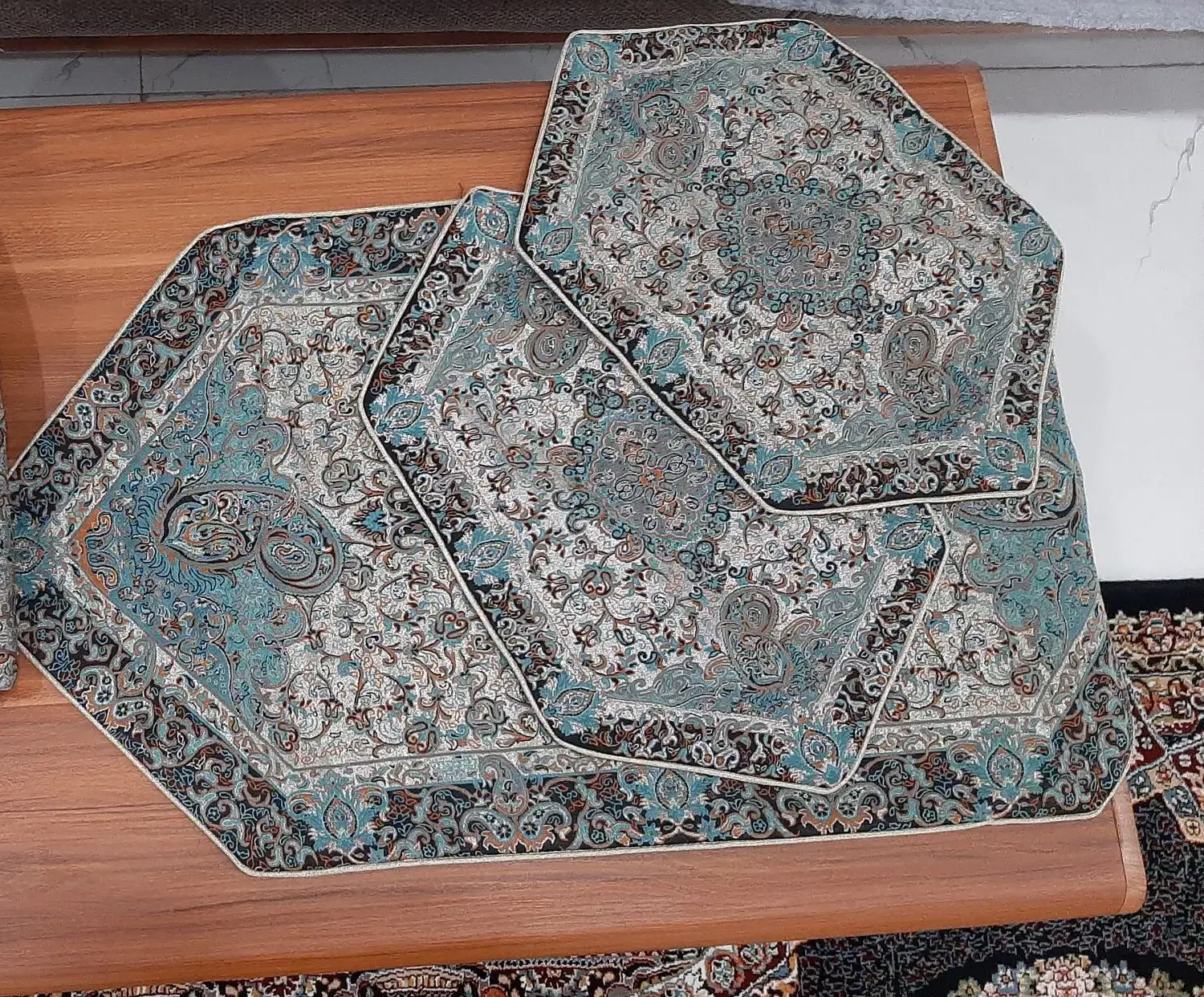 رومیزی|پرده، رانر، رومیزی|آبیک, |دیوار