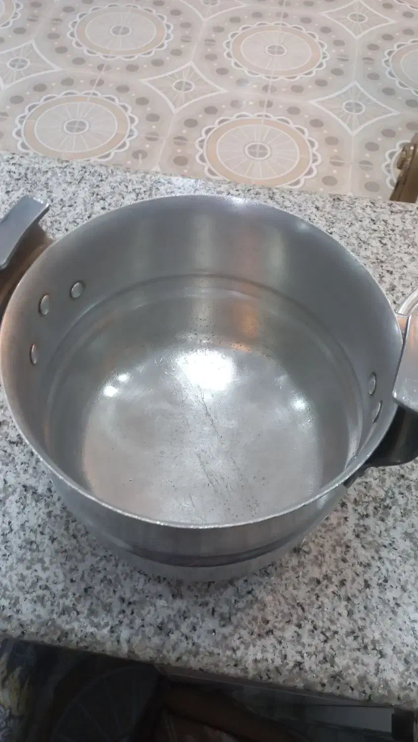 لوازم اشپزخونه|ظروف پختوپز|بروجرد, |دیوار