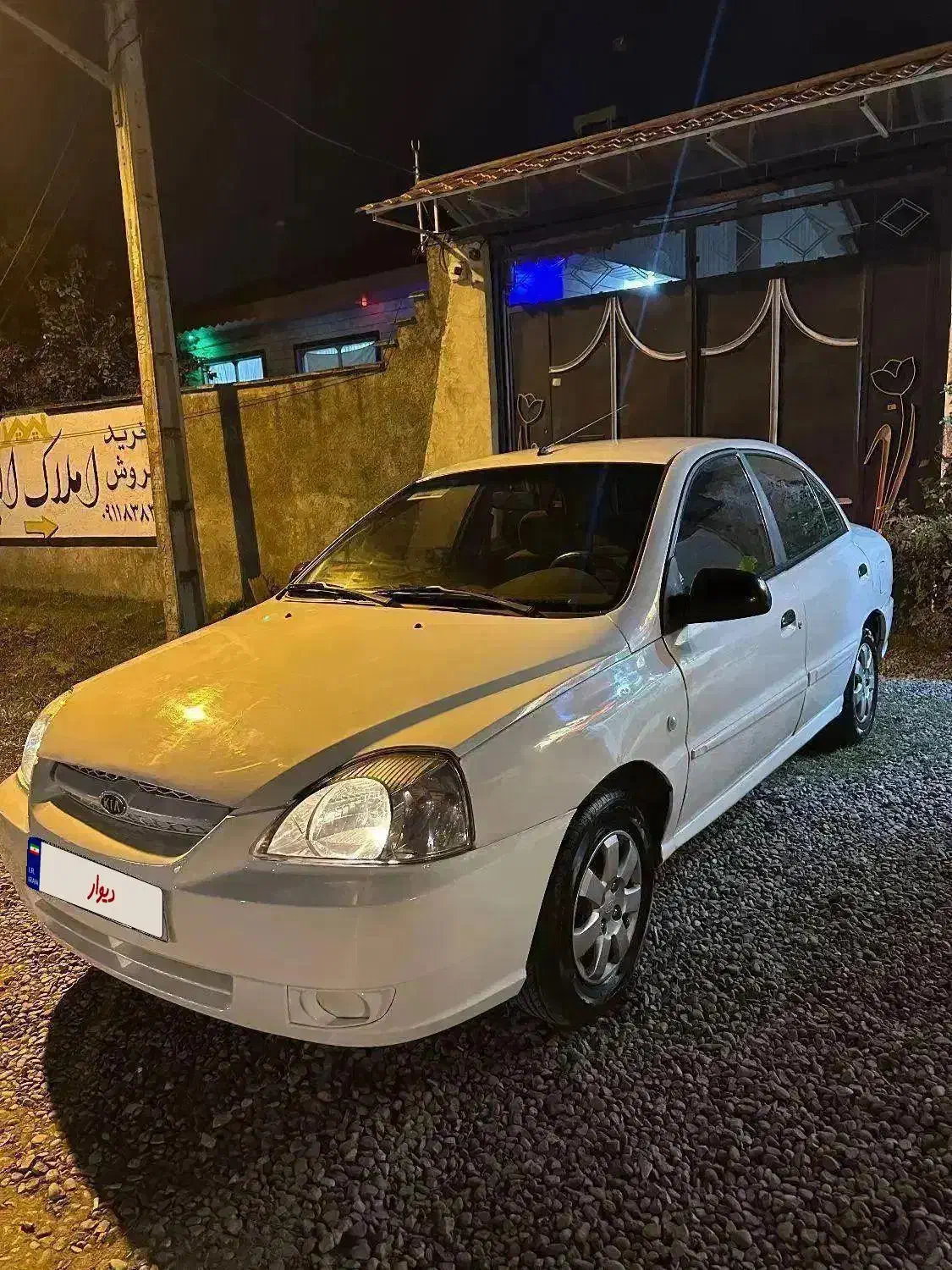 ریو مدل88سفید 180تا کار|خودرو سواری و وانت|رشت, یخسازی|دیوار