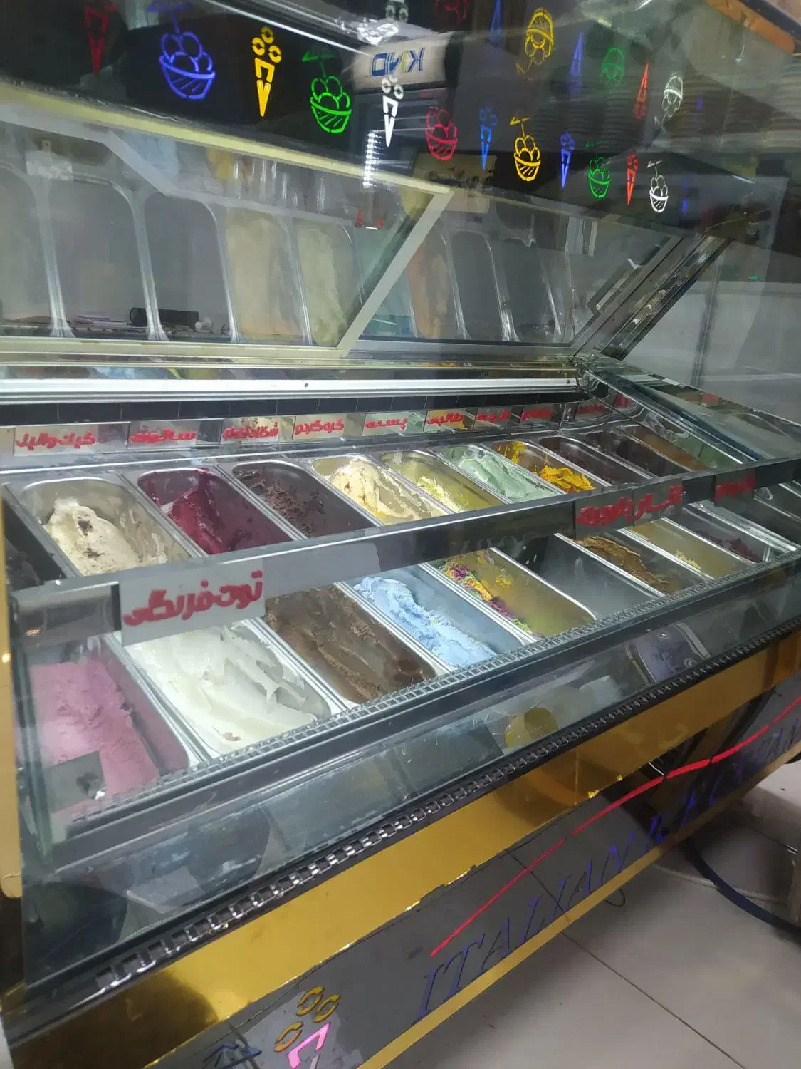 فروش یخچال ویترینی وتاپینگ بستنی|فروشگاه و مغازه|شهرکرد, |دیوار