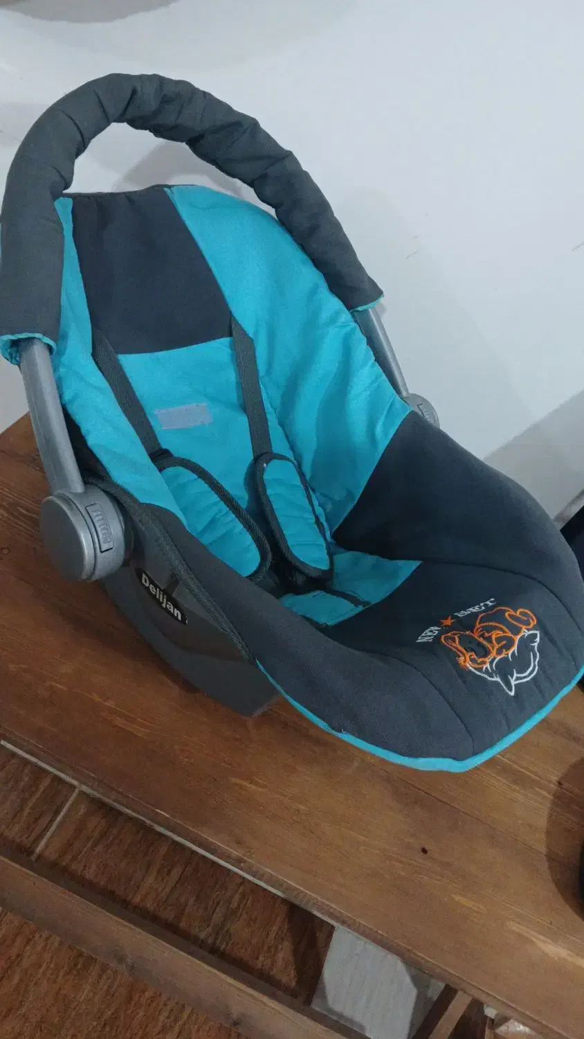 کریر، بچه|تخت و صندلی بچه|بندر گز, |دیوار