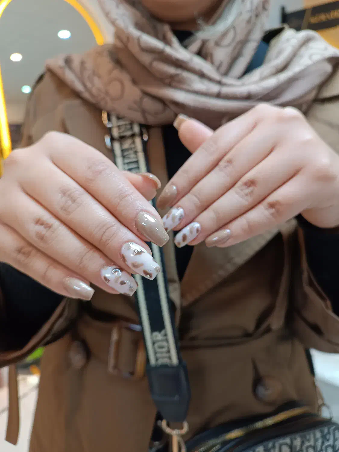 کاشت ناخن|خدمات آرایشگری و زیبایی|ملایر, |دیوار