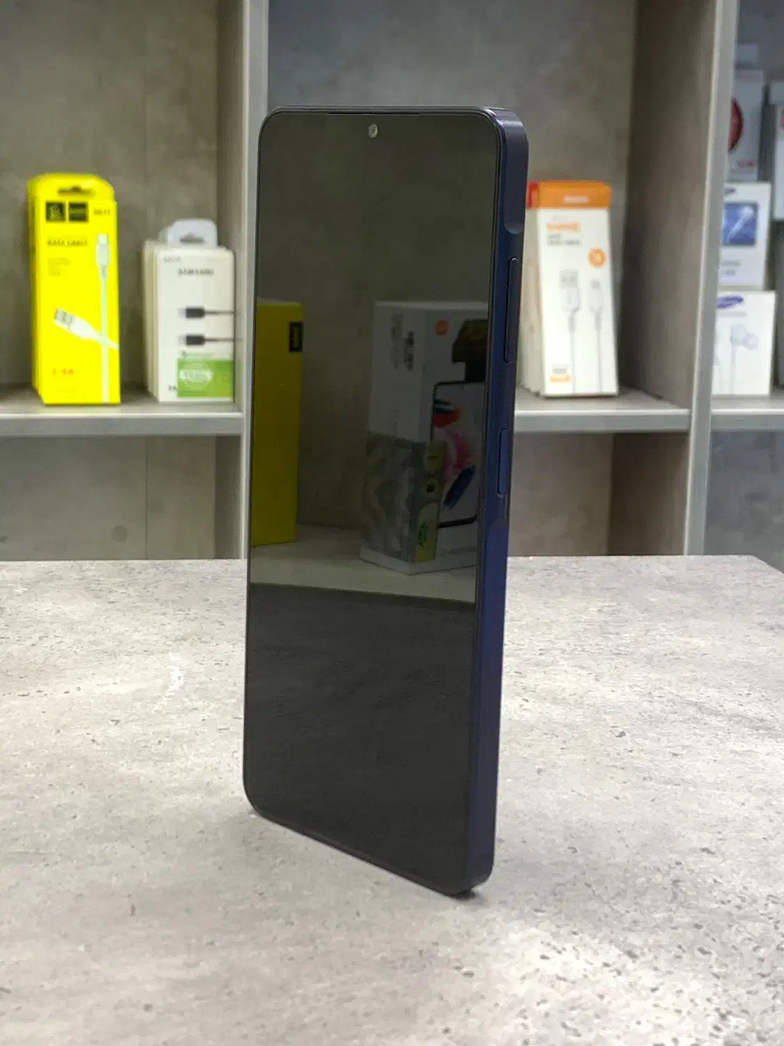 A06 6 128|موبایل|سبزوار, قائم|دیوار