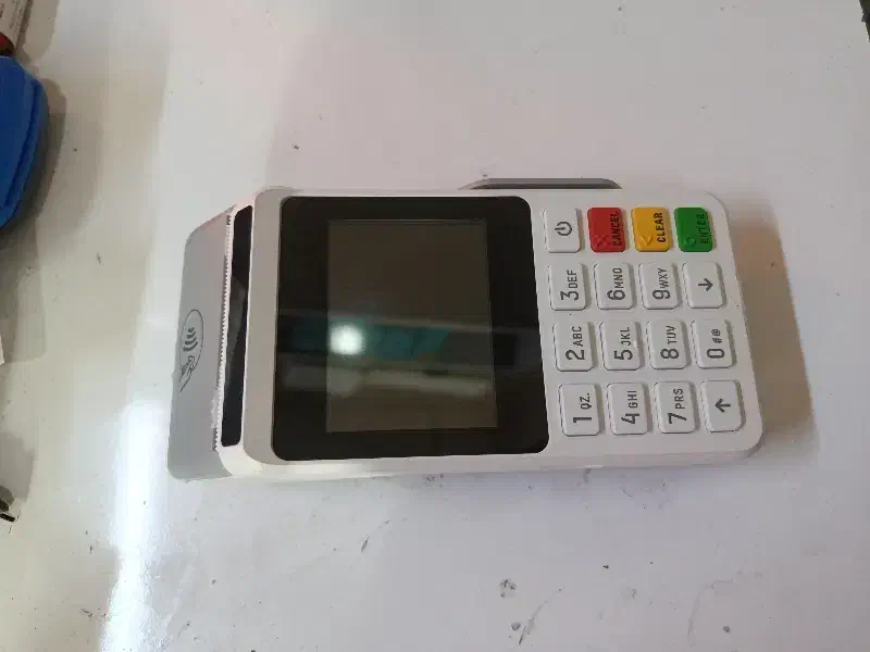 یک عدد کارت خوان آکبند خام بفروشی مبلغ 6500000ت|فروشگاه و مغازه|اندیشه, اندیشه فاز ۱|دیوار