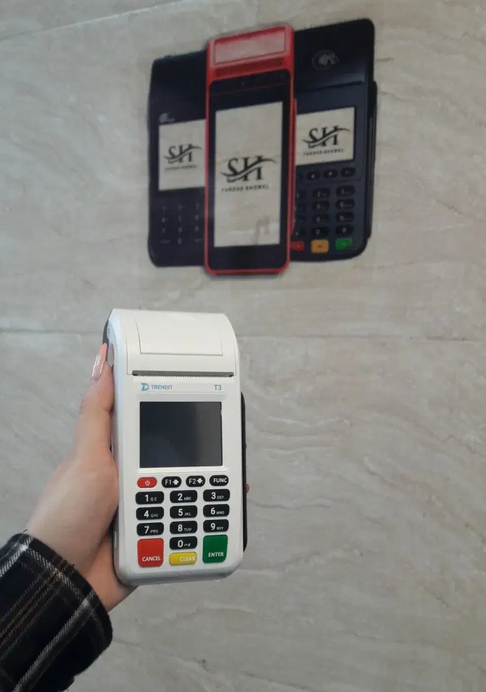 کارتخان باتنوع بالا،پوز پرسرعت وباقیمت (فردادشمال)|فروشگاه و مغازه|رشت, سعدی (تختی)|دیوار