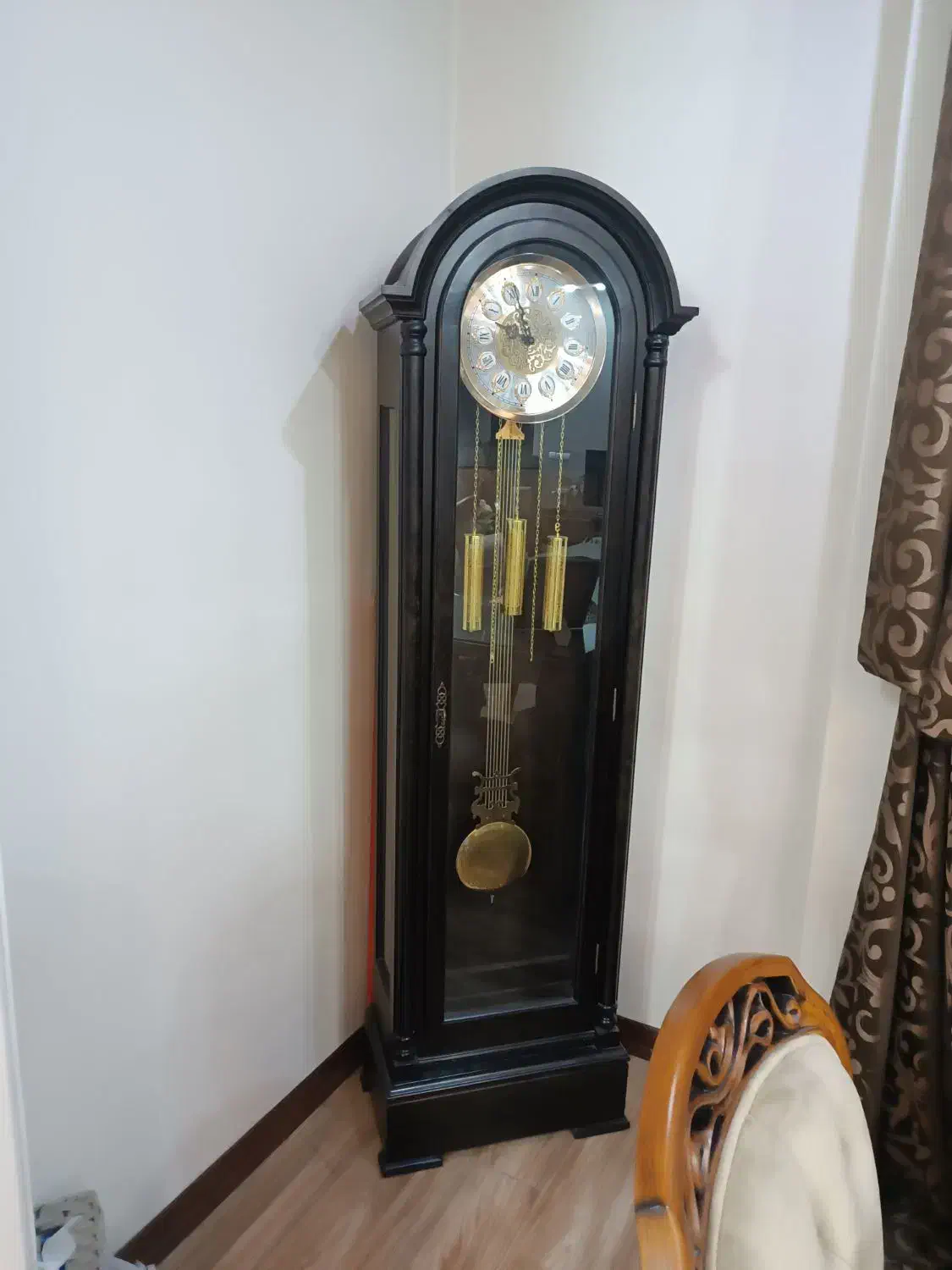 ساعت ایستاده با بدنه چوبی|ساعت دیواری و تزئینی|کرج, دهقان ویلا|دیوار