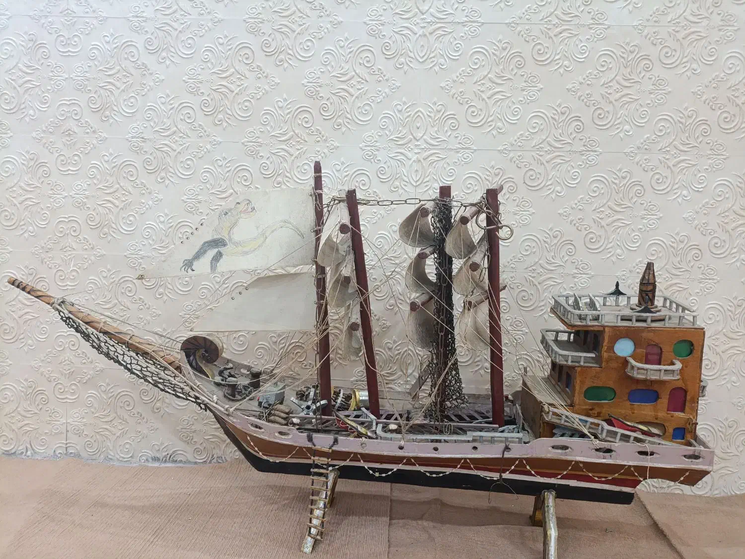 لنج چوبی|مجسمه، تندیس، ماکت|بندر امام خمینی, |دیوار