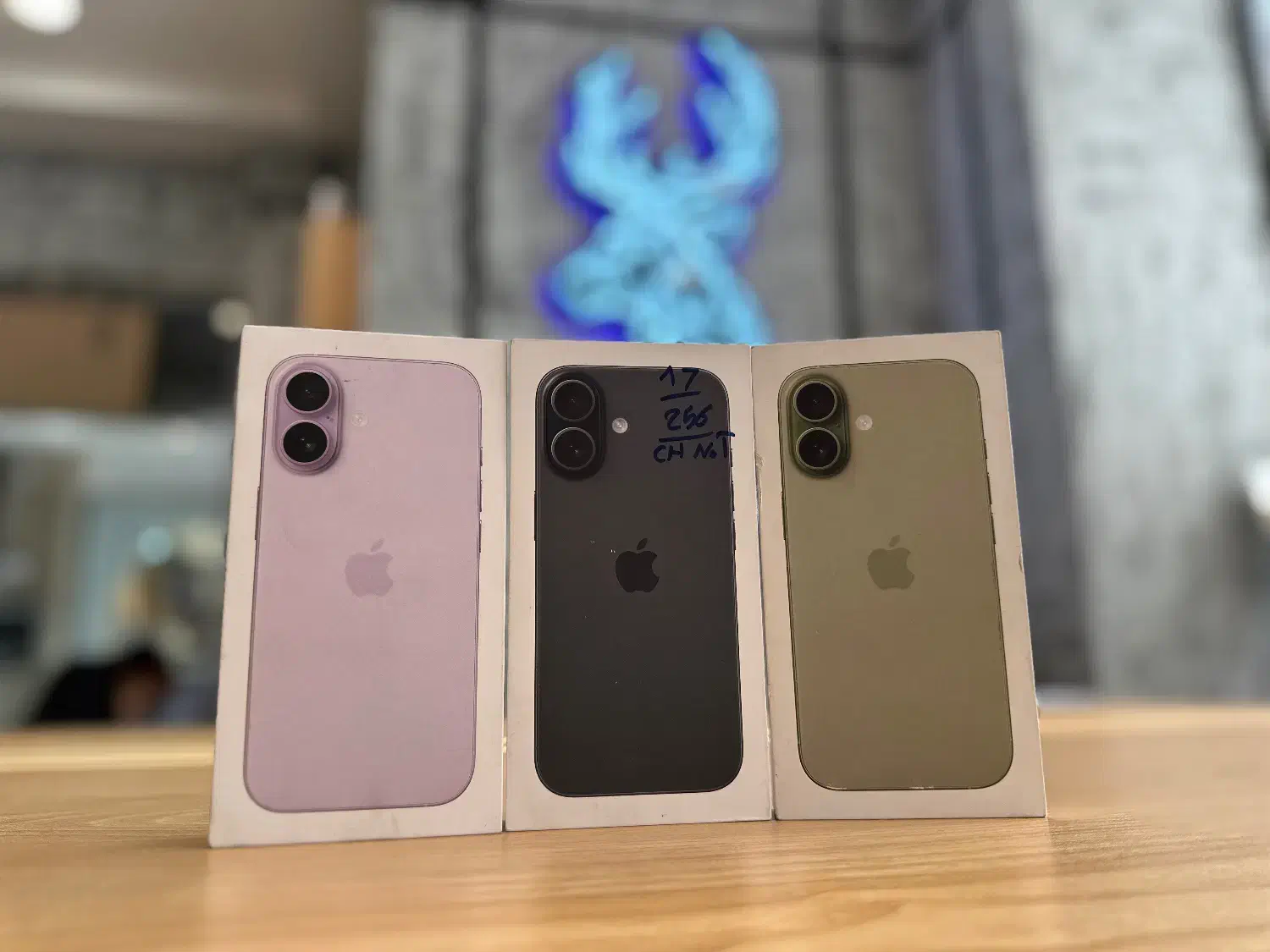 ایفون ۱۷ نرمال اقساط|موبایل|تهران, هروی|دیوار