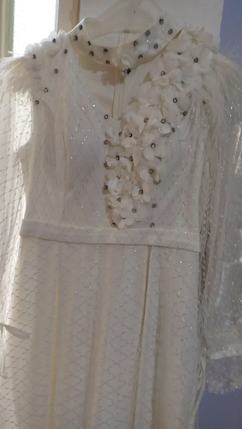 پیراهن مجلسی|لباس|خرمآباد, |دیوار