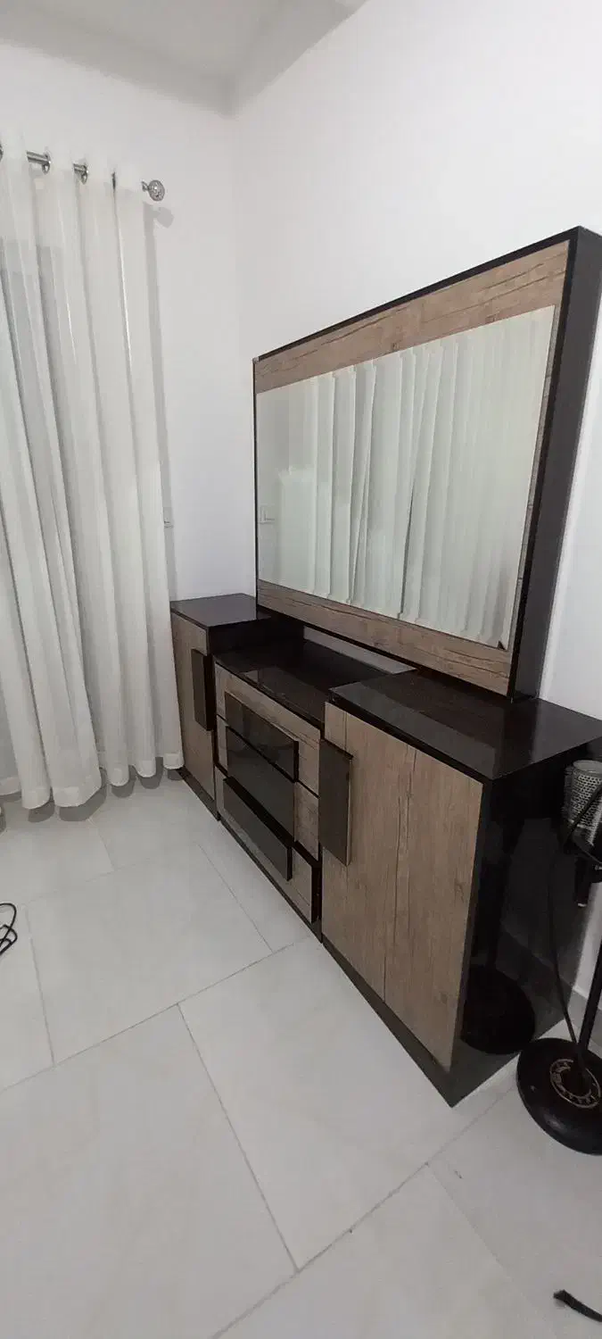 میز ارایش|بوفه، ویترین، کنسول|بابل, |دیوار