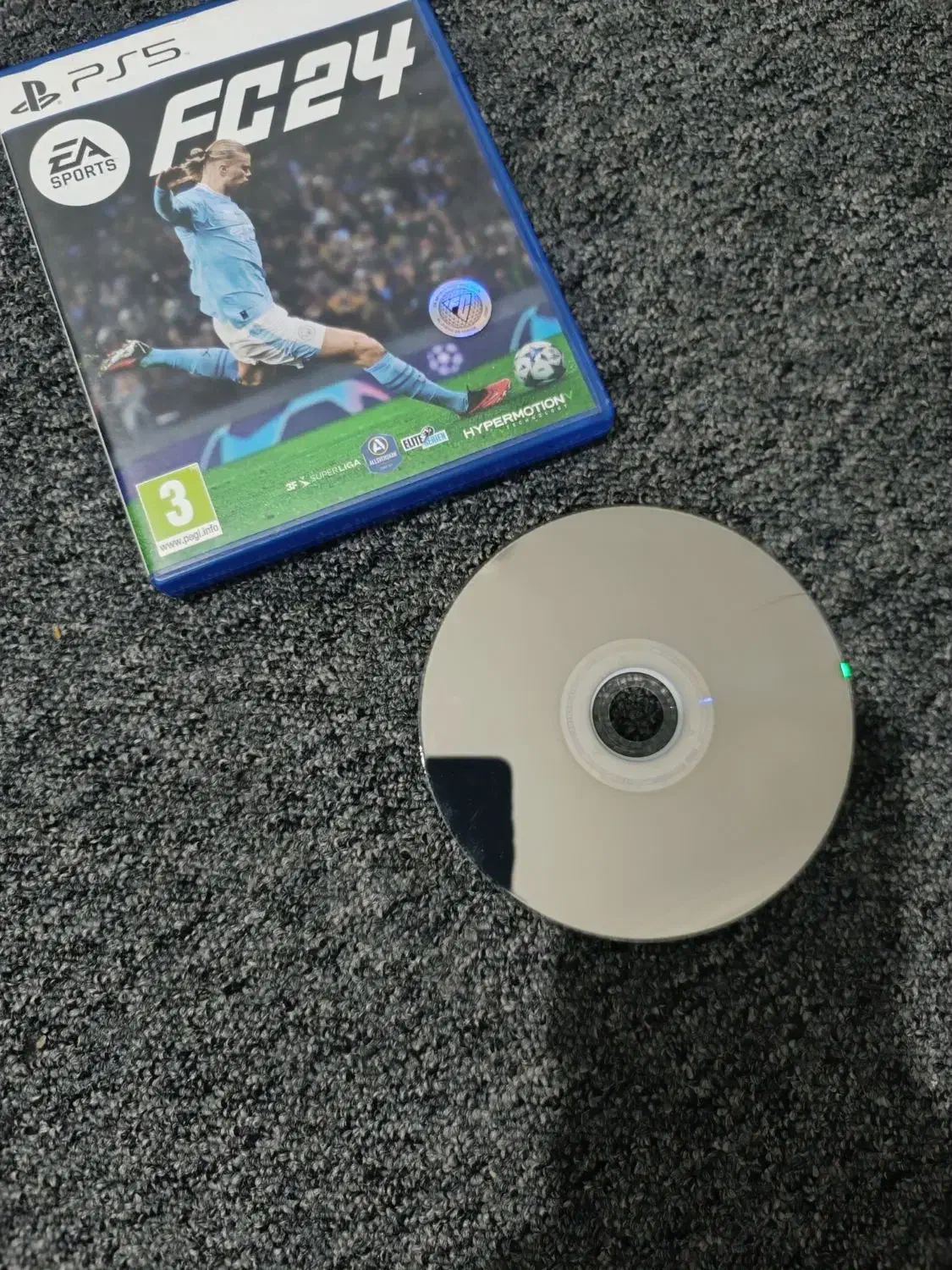 سی دی 2024 fc|کنسول، بازی ویدئویی و آنلاین|تهران, سنائی|دیوار