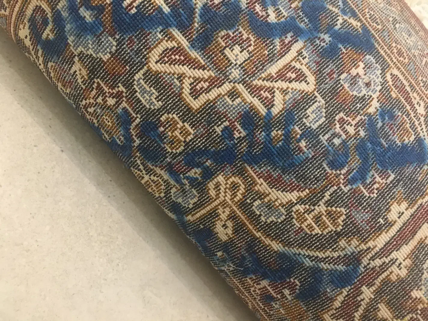 فرش ماشینی ستاره طلایی دلیجان ۱۲ متره|فرش|سمنان, |دیوار