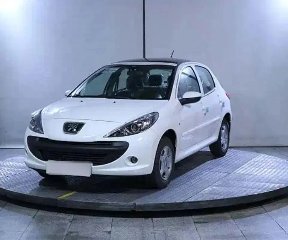 پژو۲۰۷i اتومات TU5p صفر.پانوراماسقف شیشه ای ارتقا|خودرو سواری و وانت|مرودشت, فاز اول شهرک فرهنگیان|دیوار