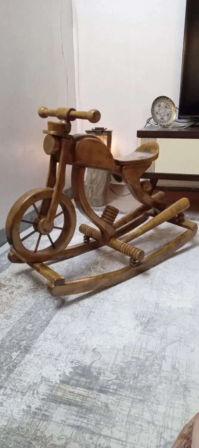 صندلی راک موتوری چوب راش سفارشی|صندلی و نیمکت|هشتگرد, هشتگرد قدیم|دیوار