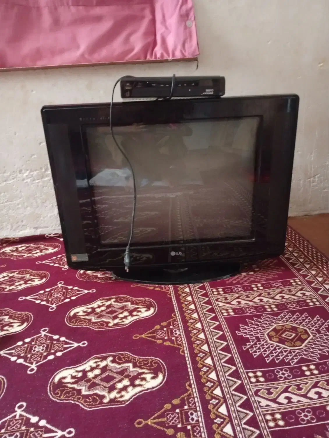 تلویزیون|تلویزیون و پروژکتور|گنبد کاووس, |دیوار