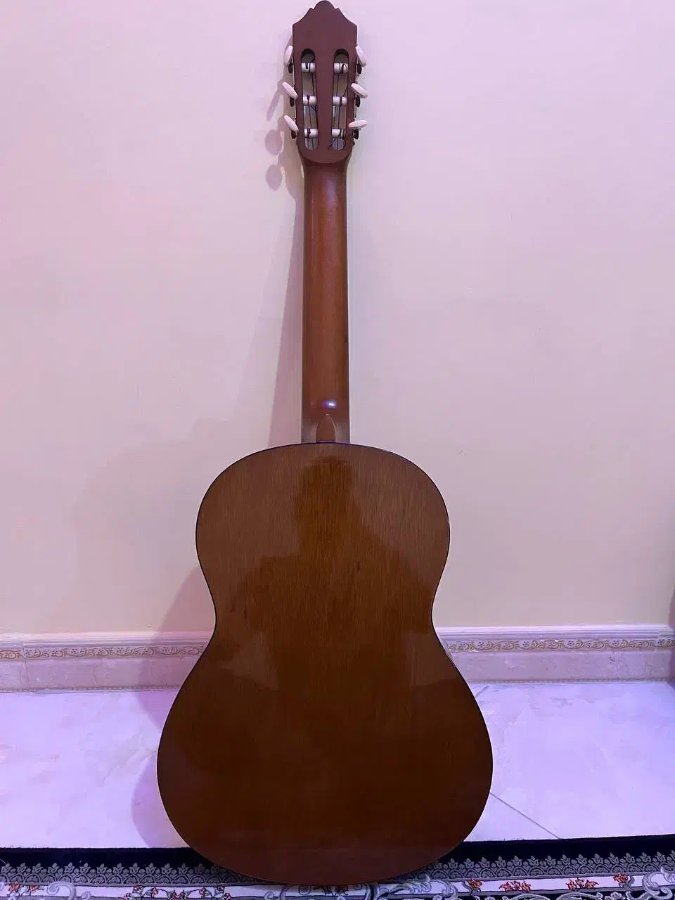 گیتار c40|گیتار، بیس، امپلیفایر|رباط‌کریم, رباط‌کریم|دیوار