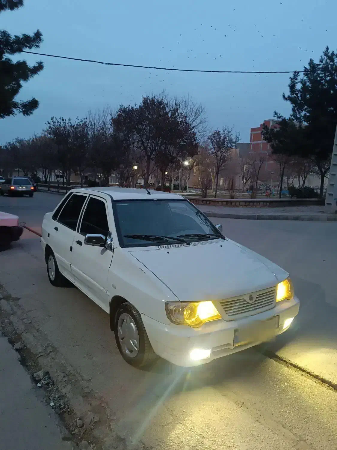 132مدل 90 تمیز آس|خودرو سواری و وانت|بجنورد, |دیوار