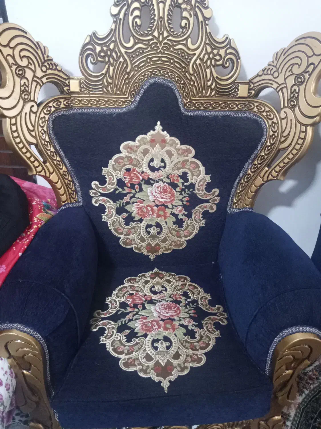 مبل سلطنتی سالم ب شرط|مبلمان خانگی و میز عسلی|مشگین شهر, |دیوار