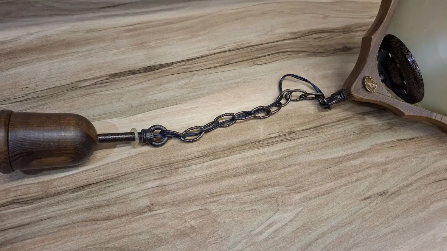 آویز چوبی لوستر اتاق خواب|لوستر و چراغ آویز|تهران, کرمان|دیوار