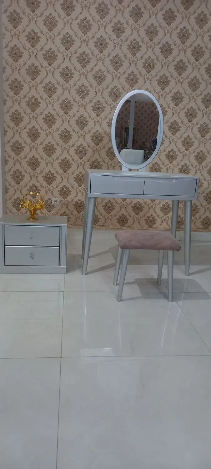 مبل راحتی ۷نفره کلاسیک|مبلمان خانگی و میز عسلی|سبزوار, پاسداران|دیوار