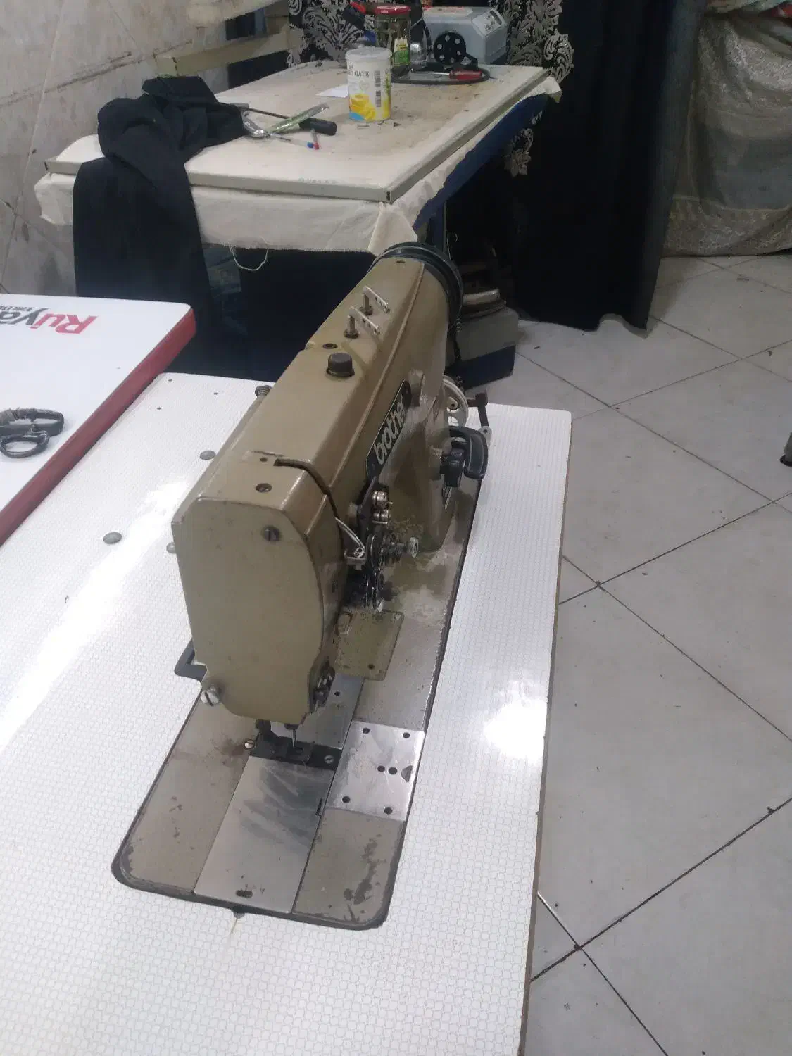 چرا خیاطی|چرخ خیاطی و ریسندگی|بروجرد, |دیوار